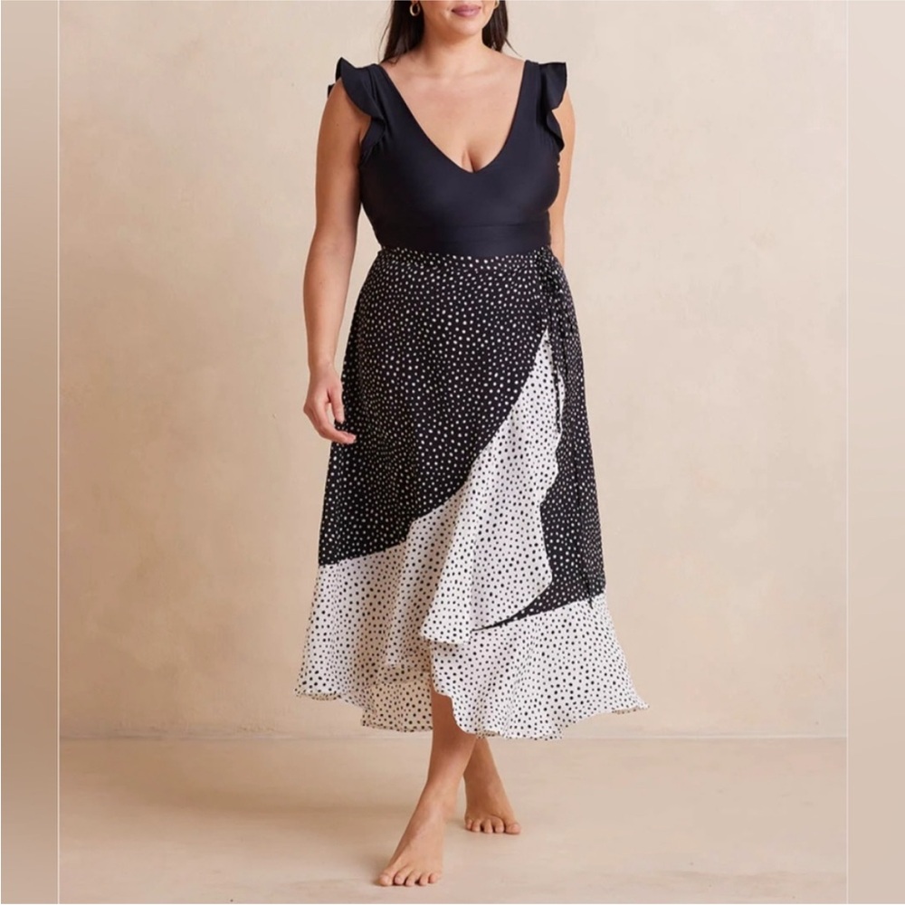 Summersalt Ruffle Wrap Skirt in Black White Nero Dot, Size 2XL, NWT